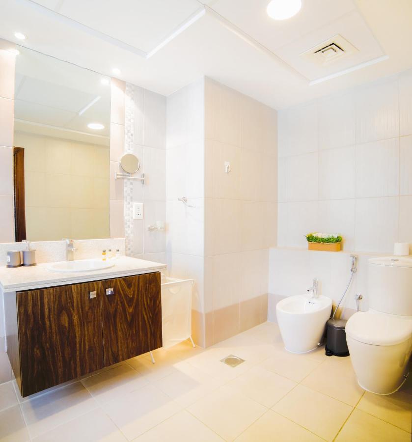 Scenic 2 Bedroom Apartment - Downtown Business Bay Dubai Eksteriør billede