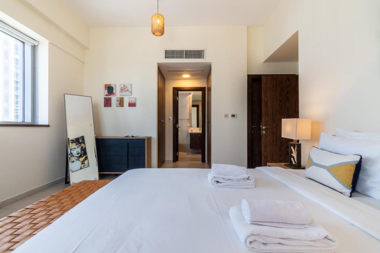 Scenic 2 Bedroom Apartment - Downtown Business Bay Dubai Eksteriør billede