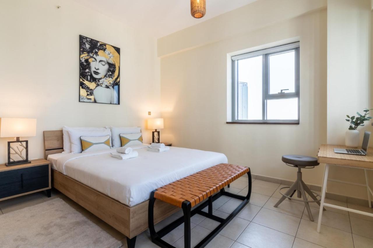 Scenic 2 Bedroom Apartment - Downtown Business Bay Dubai Eksteriør billede